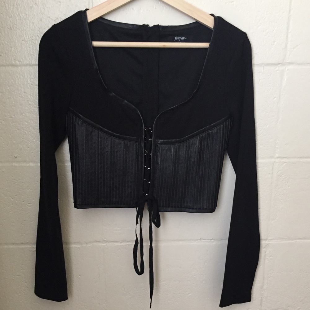 Long sleeve cropped corset top by Nasty Gal - Picture 2 of 8